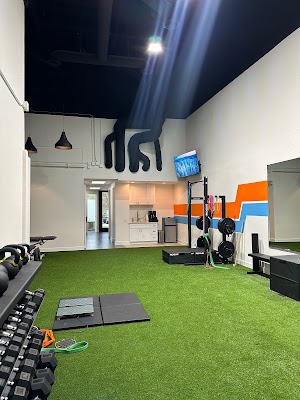 One Nine Sports Medicine and Physical Therapy – La Costa