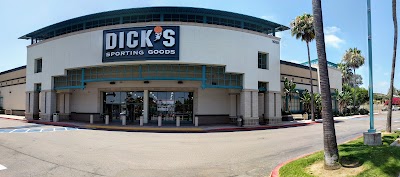 DICK’S Sporting Goods