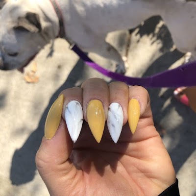 Champagne Nails